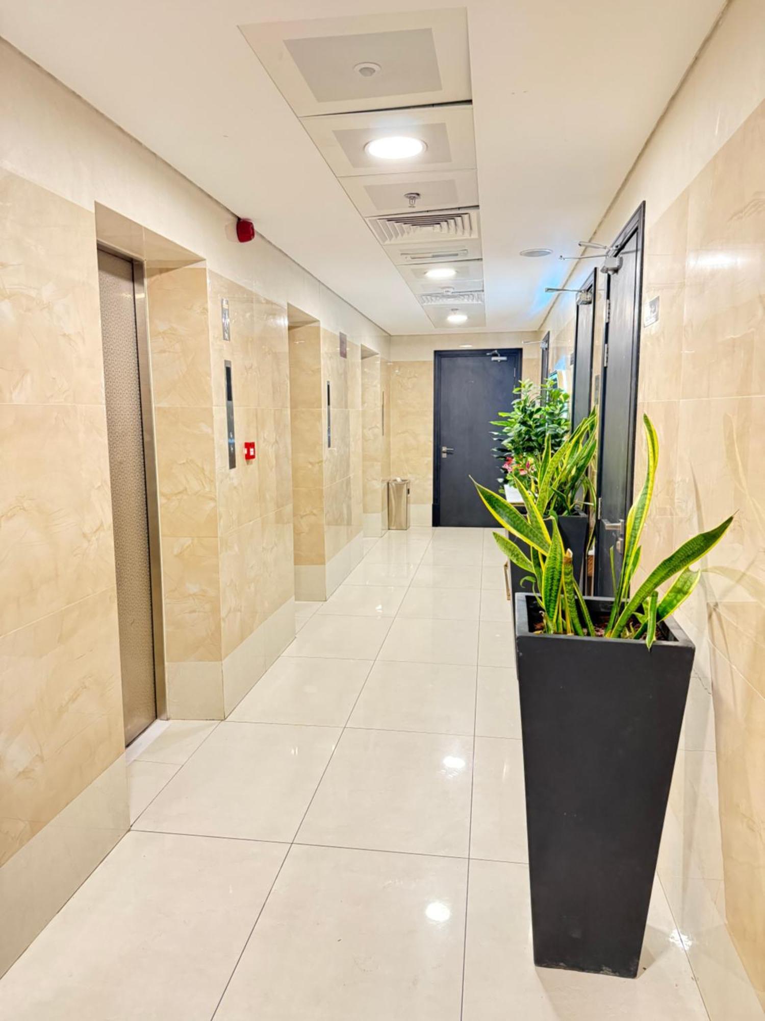 דובאי New Dream Plaza Hotel Apartment מראה חיצוני תמונה